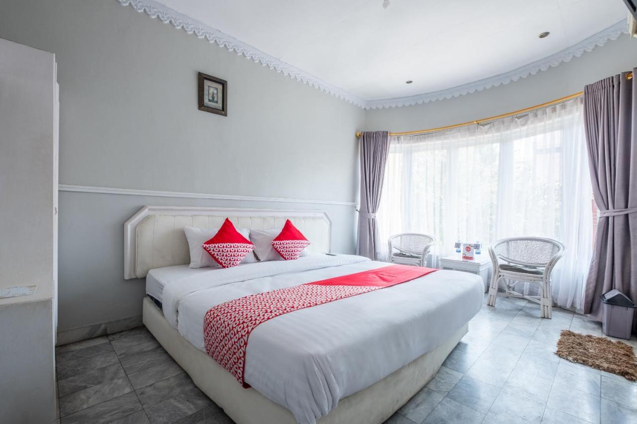 Oyo 1444 Patradissa Stasiun Bandung Hotel Kültér fotó