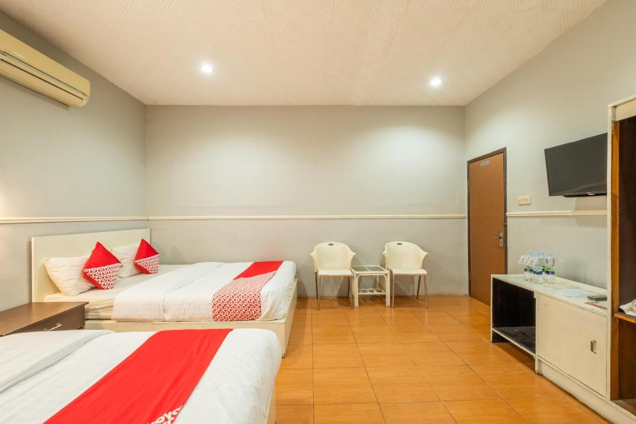 Oyo 1444 Patradissa Stasiun Bandung Hotel Kültér fotó
