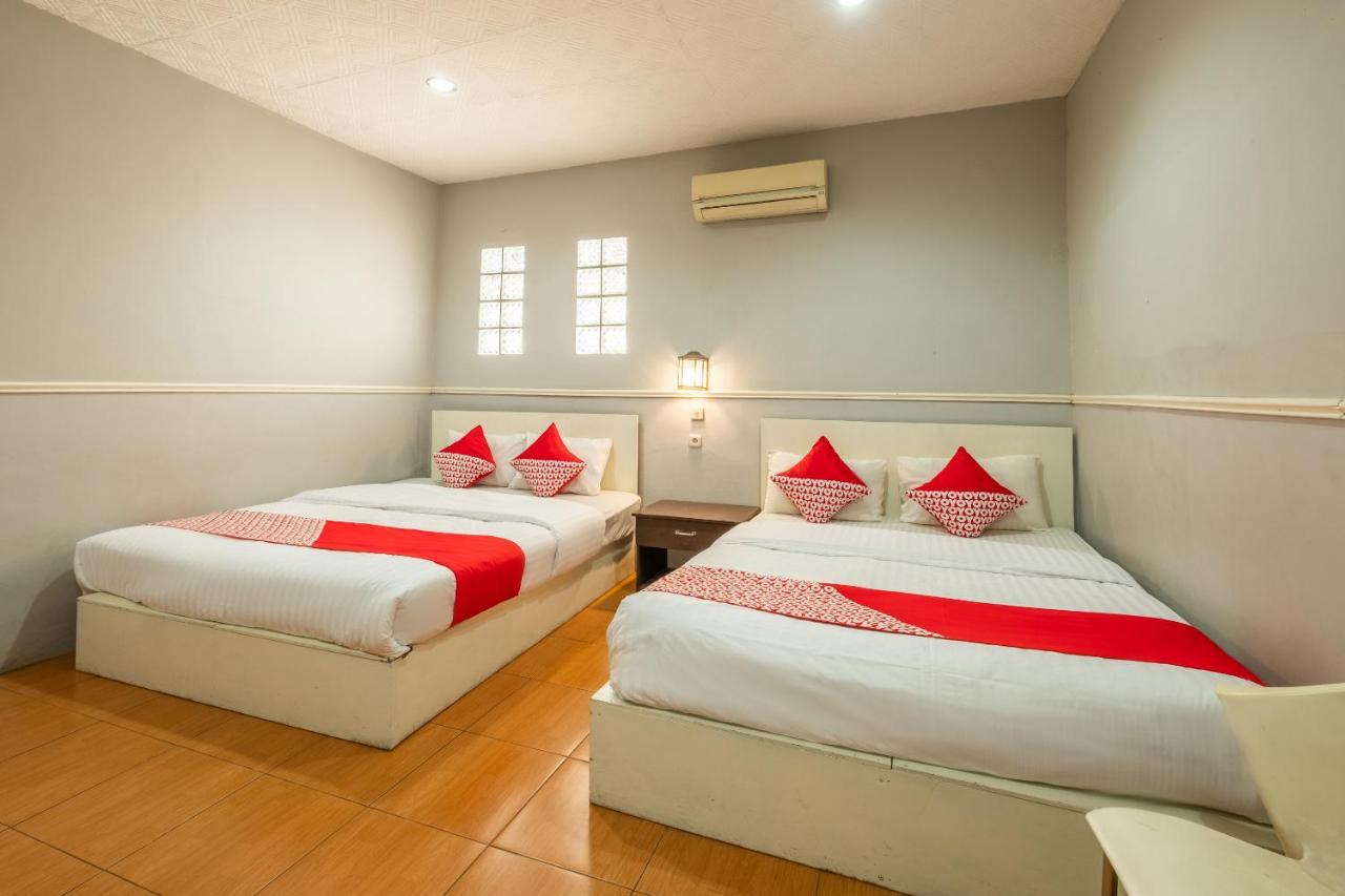 Oyo 1444 Patradissa Stasiun Bandung Hotel Kültér fotó