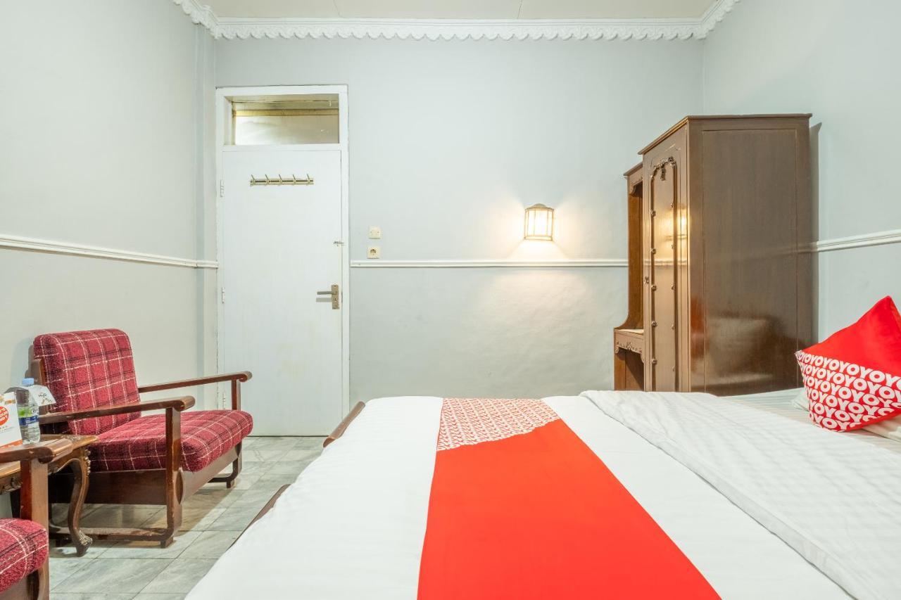 Oyo 1444 Patradissa Stasiun Bandung Hotel Kültér fotó