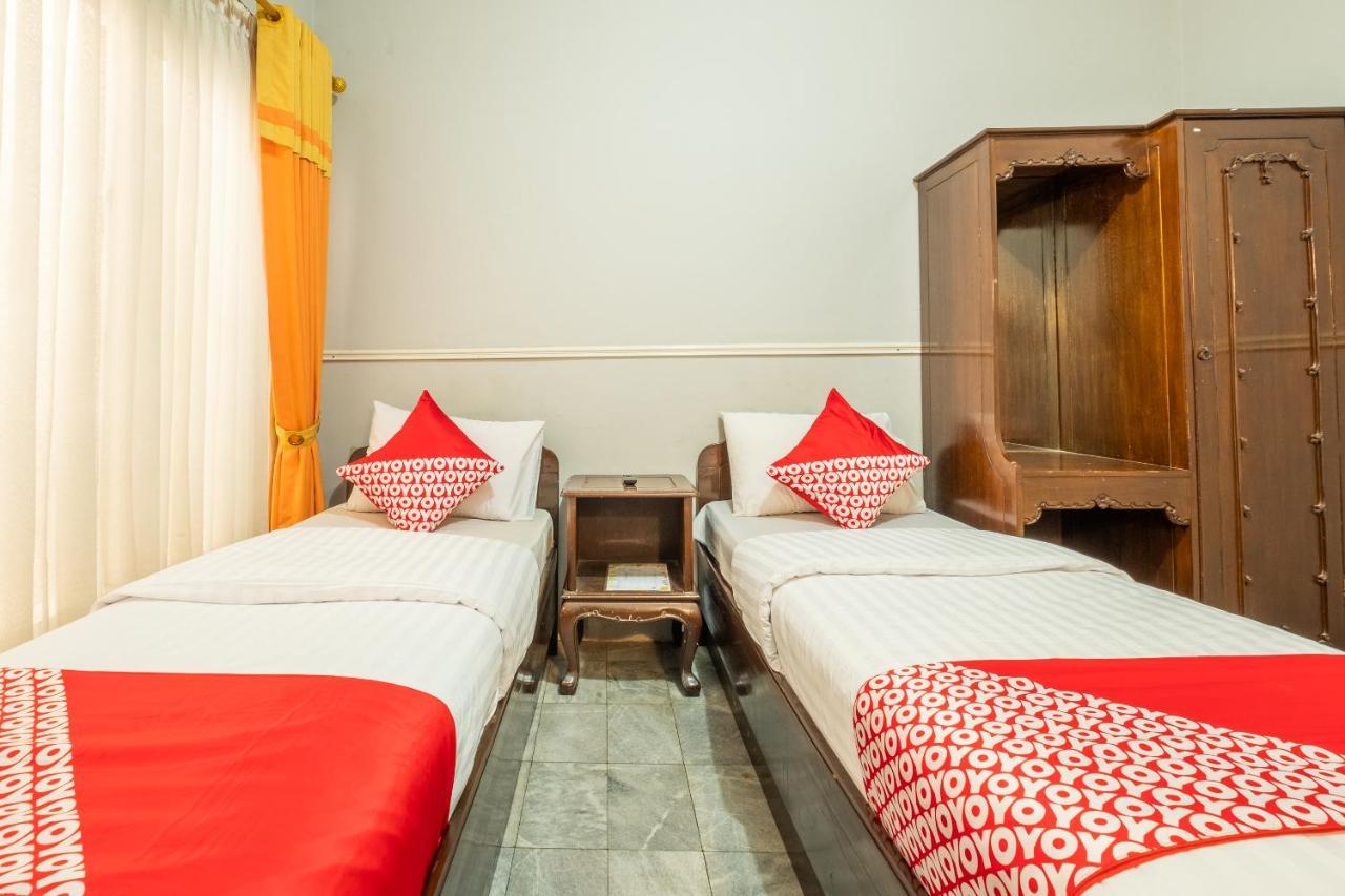 Oyo 1444 Patradissa Stasiun Bandung Hotel Kültér fotó